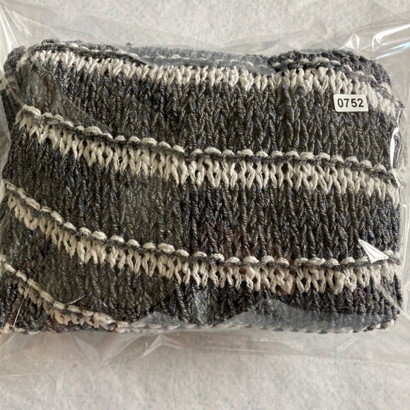 Free people women’s knit sweater vest - Picture 7 of 7